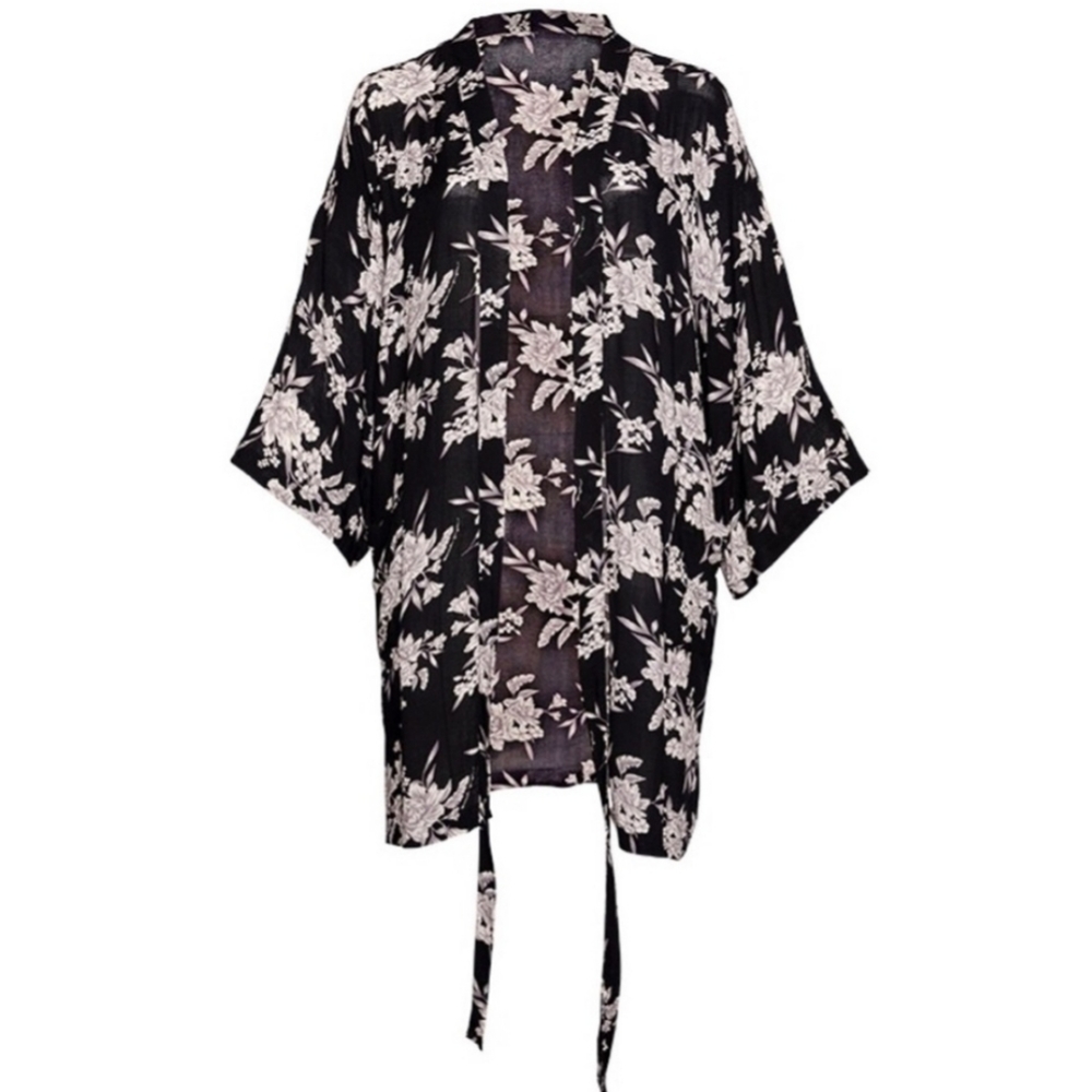 Black and White Floral Kimono
